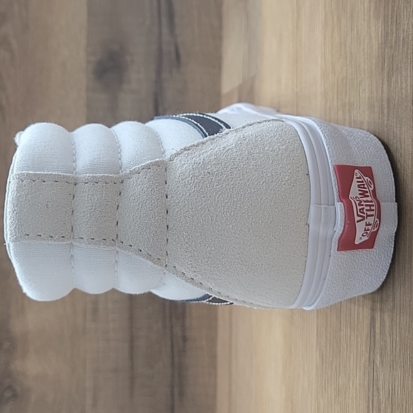 Van's SK8-Hi Brand new in the box no lid authentic uper textile and leather . - Picture 13 of 14